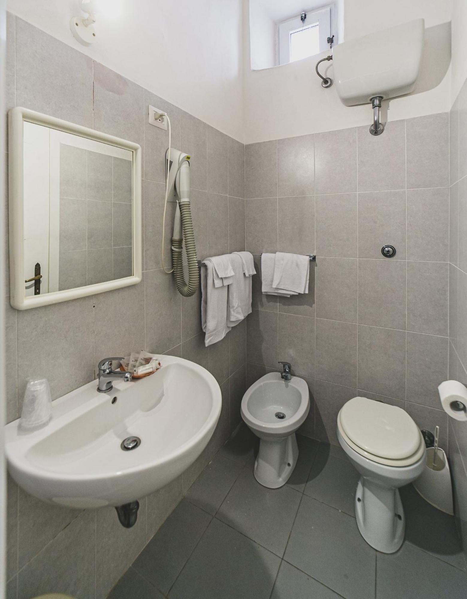 Hotel Alfiero Porto Santo Stefano  Værelse billede
