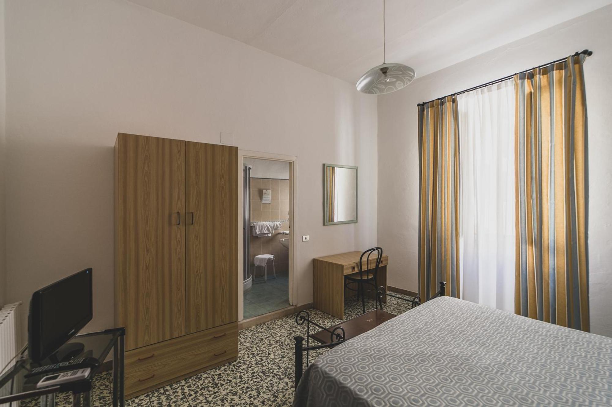 Hotel Alfiero Porto Santo Stefano  Værelse billede